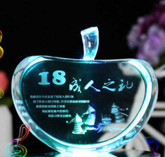 18岁生日<a href=http://www.liuzile.com/xinqing/ target=_blank class=infotextkey>心情说说</a>个性简短